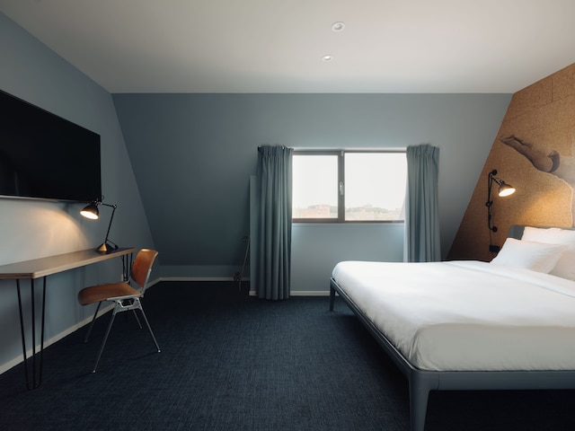 コンシャス ホテル ザ タイヤ ステーション