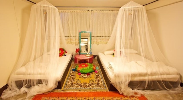 シェモア ハンディクラフト & ホームステイ