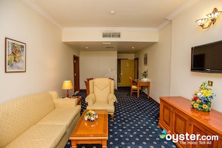 ロラ レジデンス ホテル アパートメント