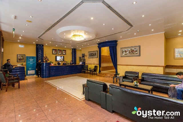 ロラ レジデンス ホテル アパートメント