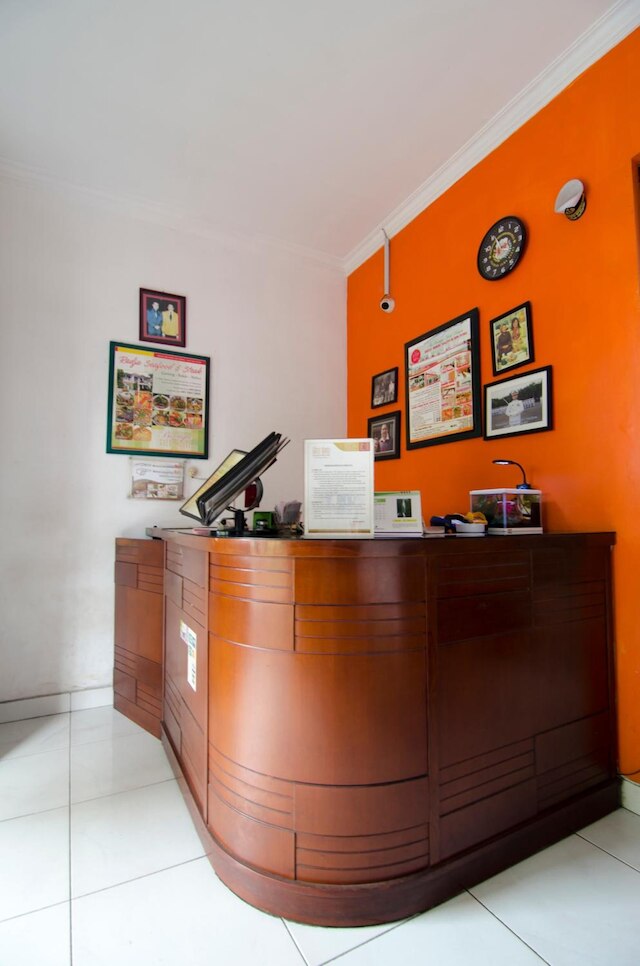 フォラ ゲスト ハウス タマン リンカル