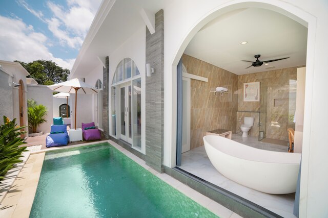 ディクブ バリ ヴィラ アンド スイート