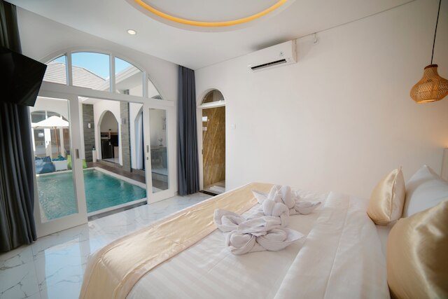 ディクブ バリ ヴィラ アンド スイート