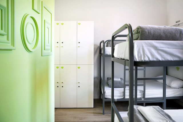 ミーティング ポイント ホステルズ