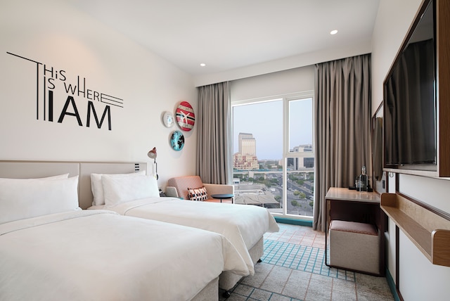 ローブ ヘルスケア シティ - バル ドバイ