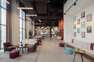 ローブ ヘルスケア シティ - バル ドバイ