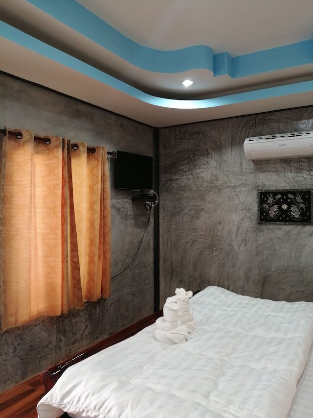 ヨティン ゲスト ハウス