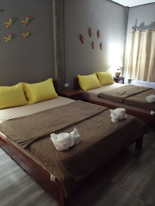 ヨティン ゲスト ハウス