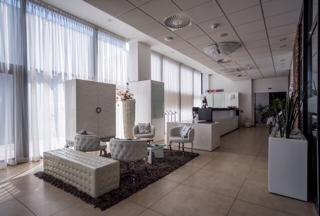 ホテル ドルフィン