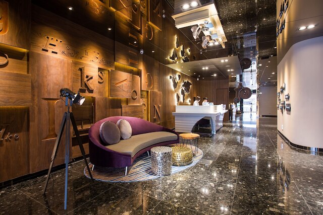 エアライン イン - 高雄 ステーション (頭等艙高雄站前館)