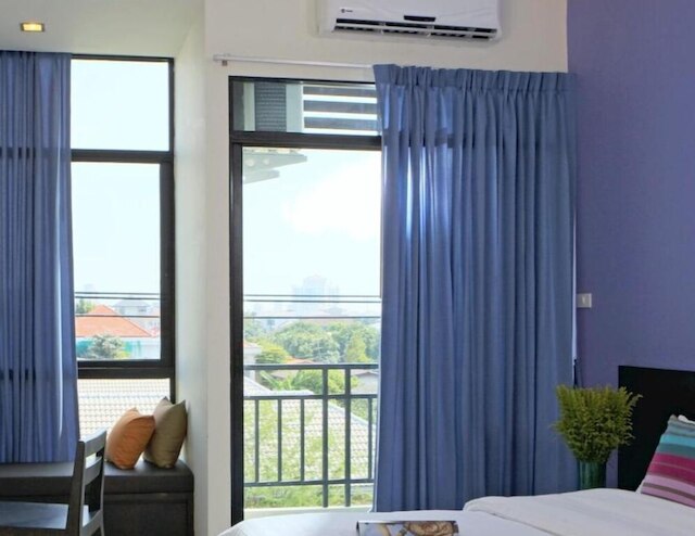 アット ホーム レジデンス