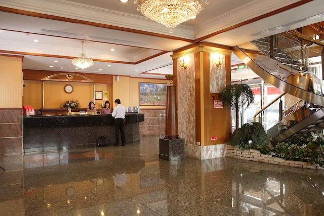 ノーブル ホテル (名貴大飯店)