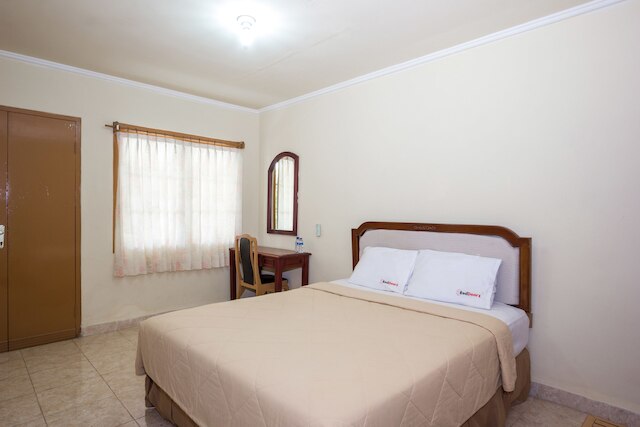 レッドドアーズ @ セマラ ビーチ サンライズ