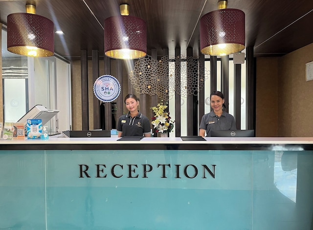 シヴァ ロイヤル ホテル