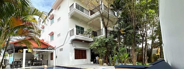 ザ ワン バイ ニカ