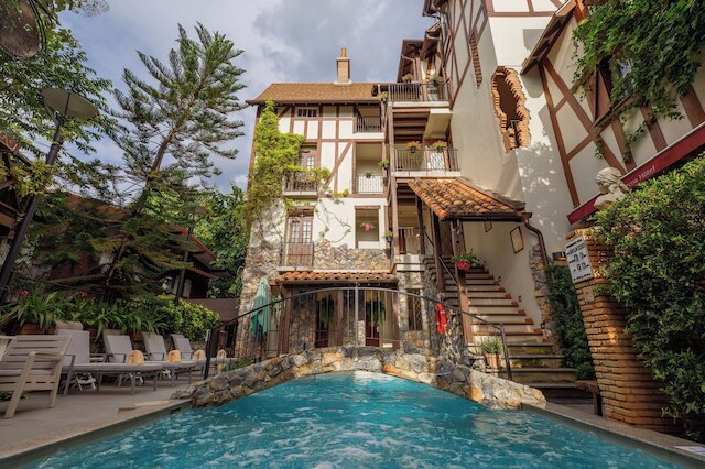 ル シャコーア ホテル