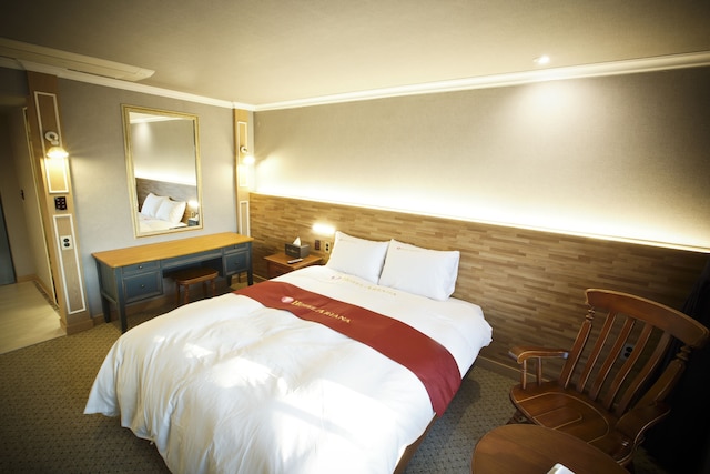 アリアナ ホテル