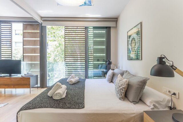 MSB ルーフトップ プール シティ センター