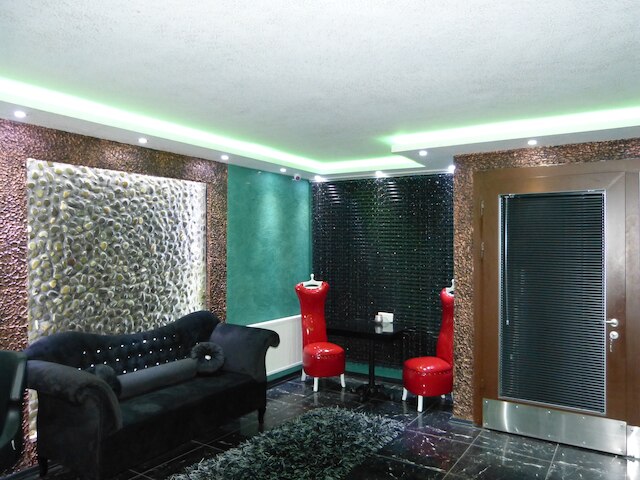 AG シシュリ ホテル