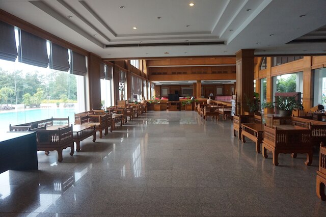 リムパオ ホテル