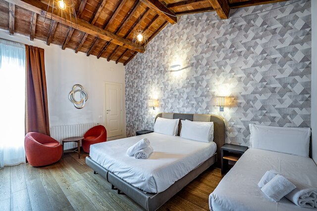 マルテッリ 6 スイーツ アンド アパートメンツ