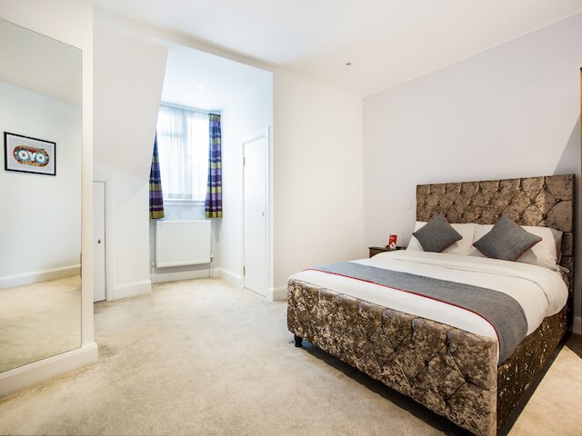 OYO  ザ アーチ ウェンブリー スタジアム