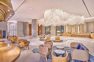 バサ ホテル スラバヤ