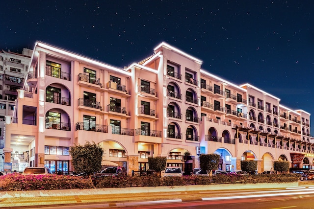 ジンジャン バオホン ホテル (別館) (三亞寶宏大酒店副樓)