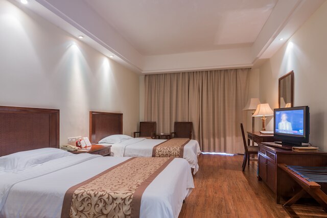 ジンジャン バオホン ホテル (別館) (三亞寶宏大酒店副樓)