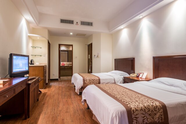 ジンジャン バオホン ホテル (別館) (三亞寶宏大酒店副樓)