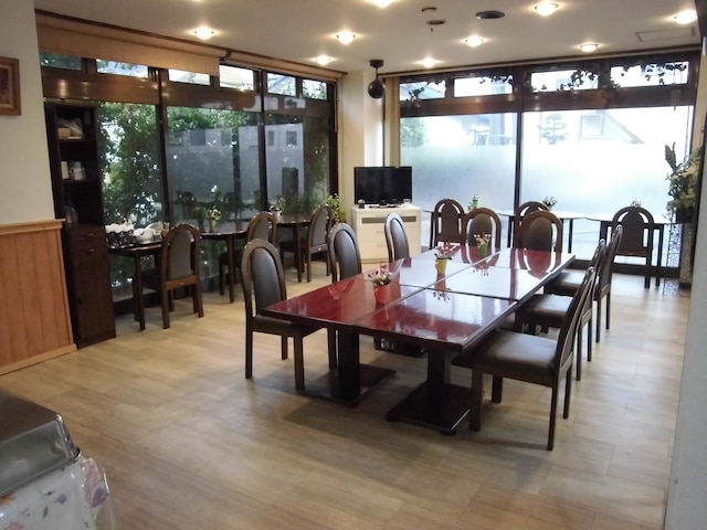 サンシャイン ホテル