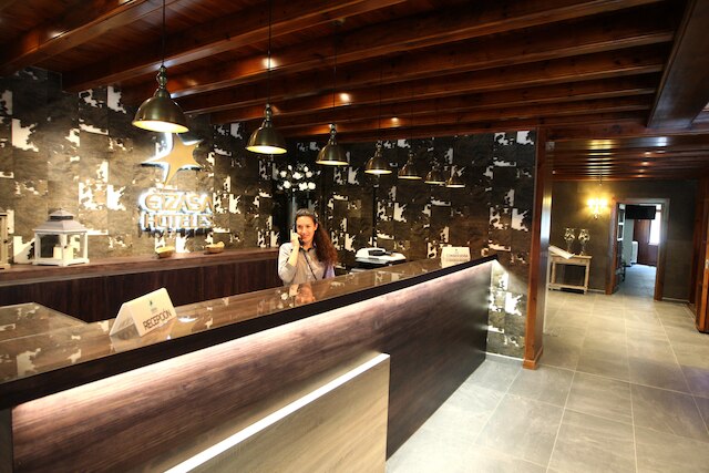 ホテル & スパ リアル ヴィラ アナイェト