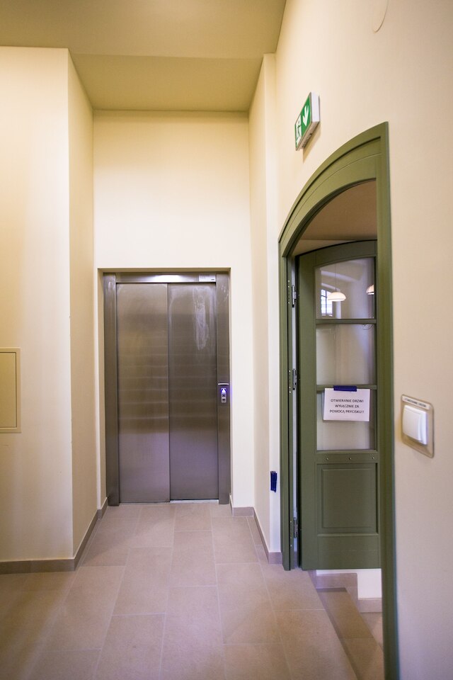 フレンドハウス アパートメンツ - トレイン ステーション エリア