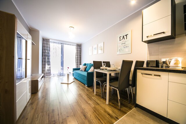 フレンドハウス アパートメンツ – クロボデルスカ