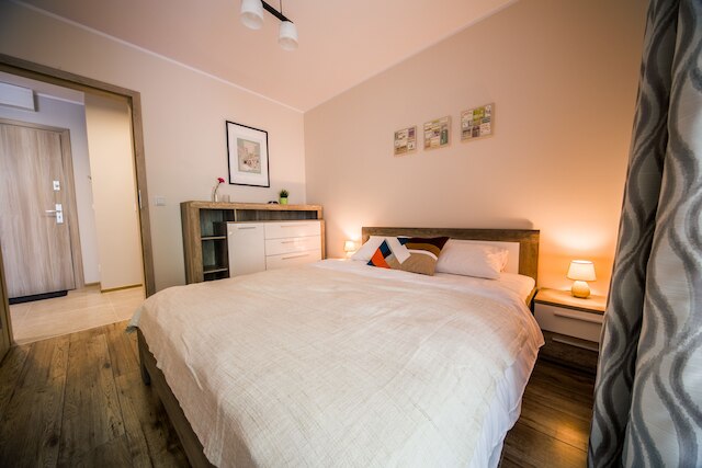 フレンドハウス アパートメンツ – クロボデルスカ