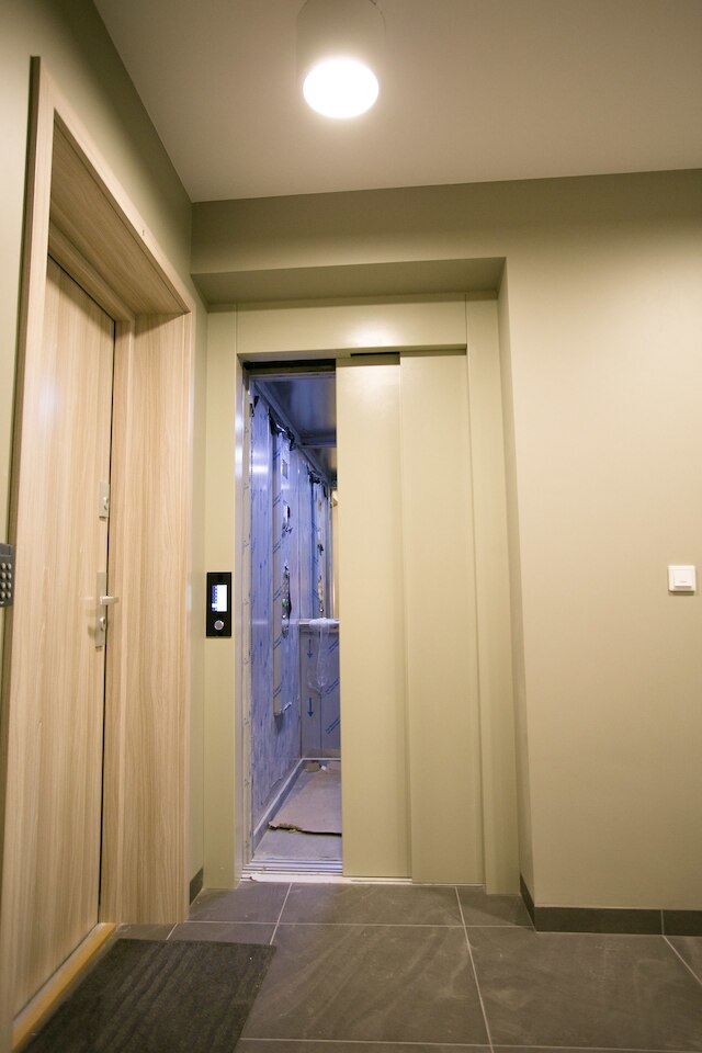 フレンドハウス アパートメンツ – クロボデルスカ