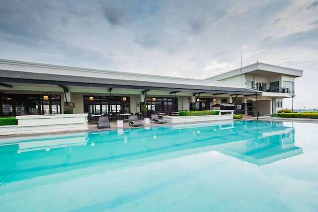 ル フィッシャー シャレー