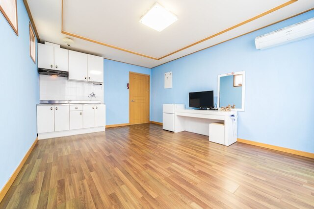 エルマー コンドテル