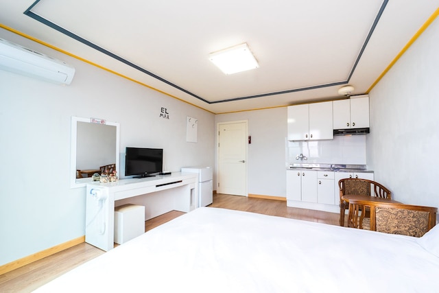 エルマー コンドテル