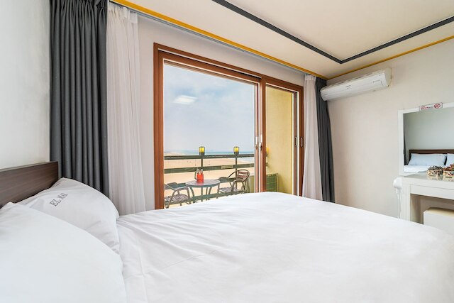 エルマー コンドテル