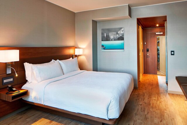 AC ホテル バイ マリオット ポートランド ダウンタウン、オレゴン