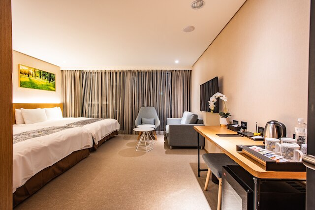 メガ ホテル (鉅陞嘉義亮點旅店)