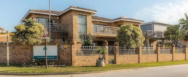 ノーチラス ゲストハウス