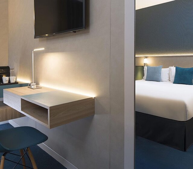 イビス スタイルズ ブール ラ レーヌ