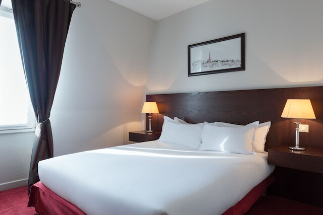 イビス スタイルズ ブール ラ レーヌ