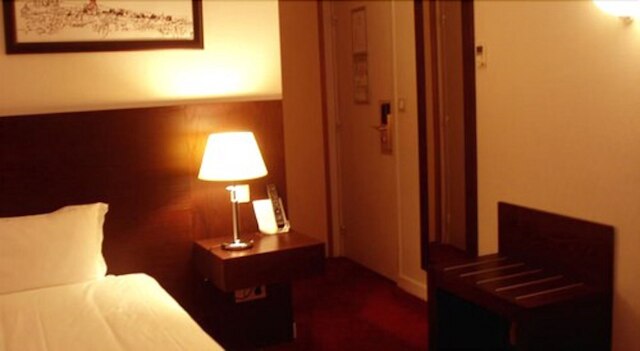 イビス スタイルズ ブール ラ レーヌ