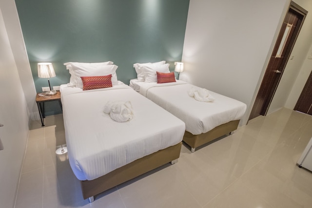 H ホテル フレージング