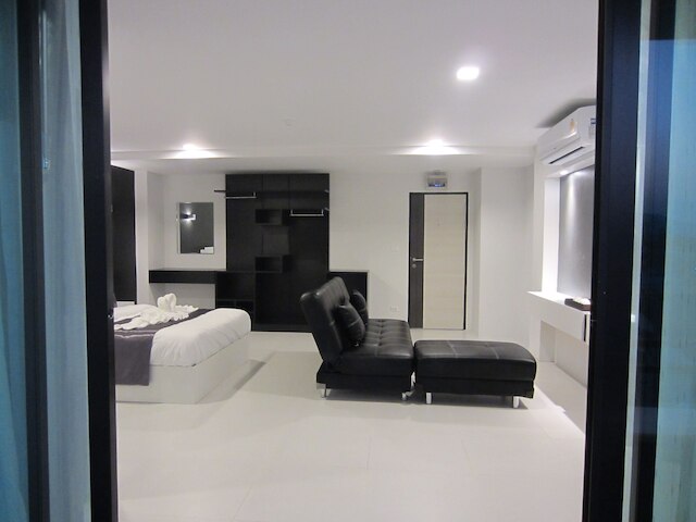 ザ ルナ コンパス