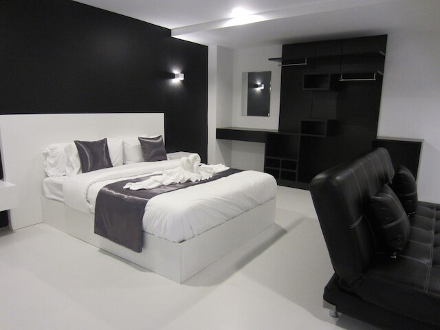 ザ ルナ コンパス