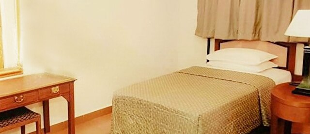 ロータス ファミリー ホテルメダン トゥアンク